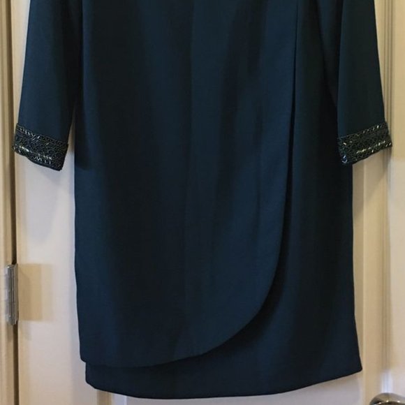 Turquoise formal dress with sequins - Picture 4 of 6